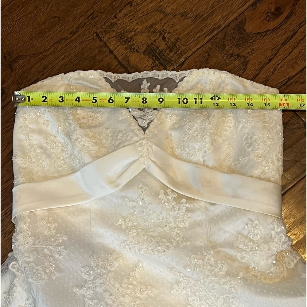 David’s Bridal Wedding Dress Size 18W Solid Ivory Lace Beaded Strapless 9T9211 - Picture 12 of 16